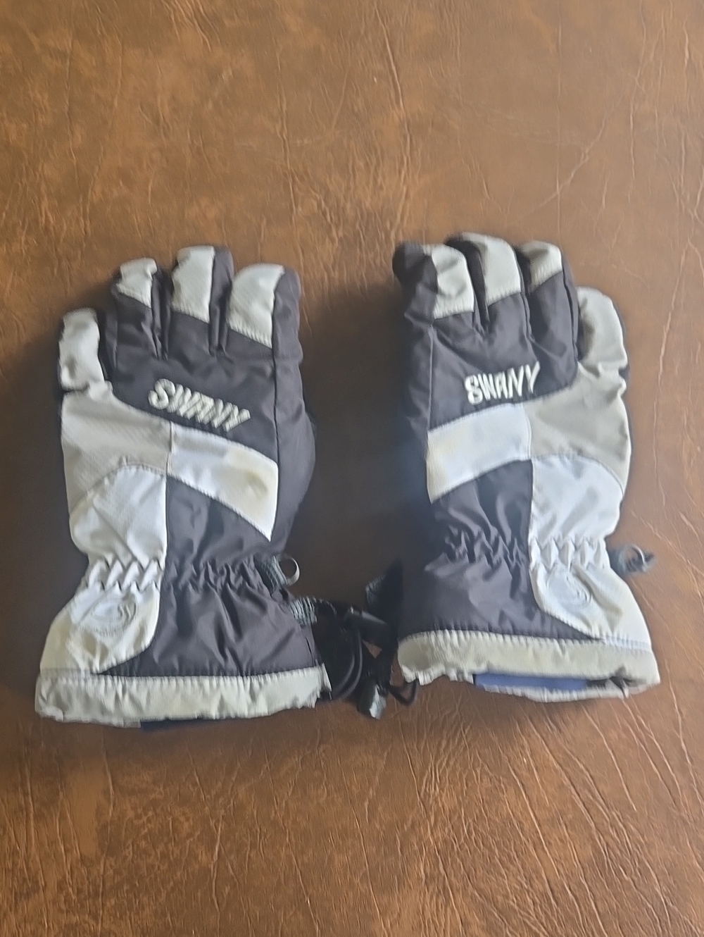 Kids Swany Black & Gray Insulated Winter Gloves